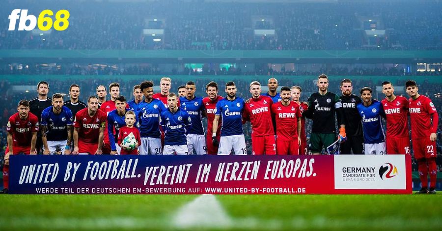 Khẩu hiệu của Euro 2024 “United by Football. Vereint im Herzen Europas”