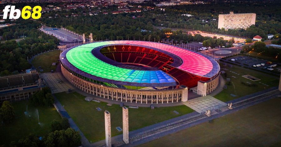 Sân vận động Olympiastadion thuộc thủ đô Berlin, Đức